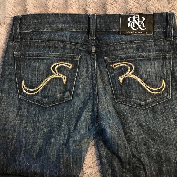 EUC LIKE NEW! Rock and Republic 25 - Picture 4 of 8